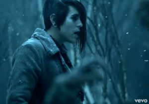 AFI: Throwback to the 1990s with "Love Like Winter!"